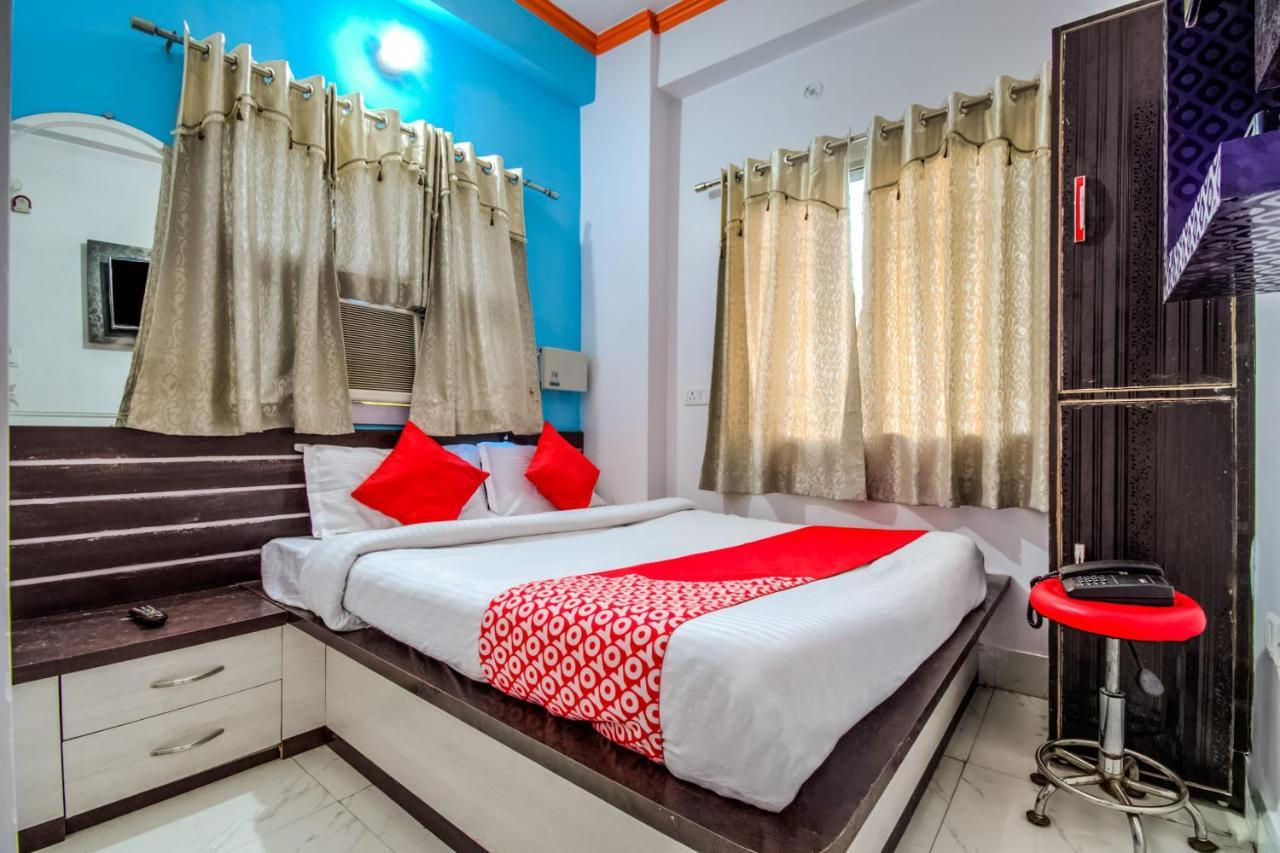 Oyo 14993 Rp Palace Danapur Esterno foto